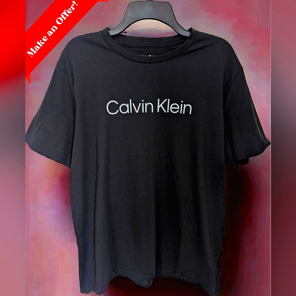 Calvin Klein Men's T-Shirt! Brand New w/ Tag! Size: L. Open to reasonable offers